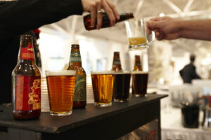 beer-pouring